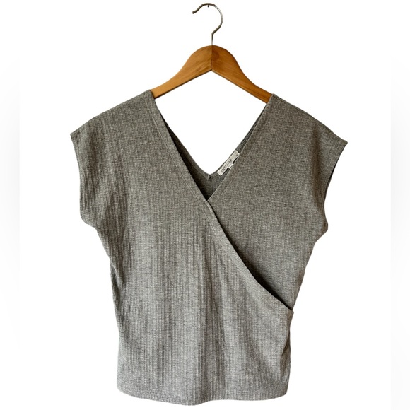 Anti star - Heathered Grey Crossover Front Sleeveless Top - Ladies Medium - Picture 1 of 3